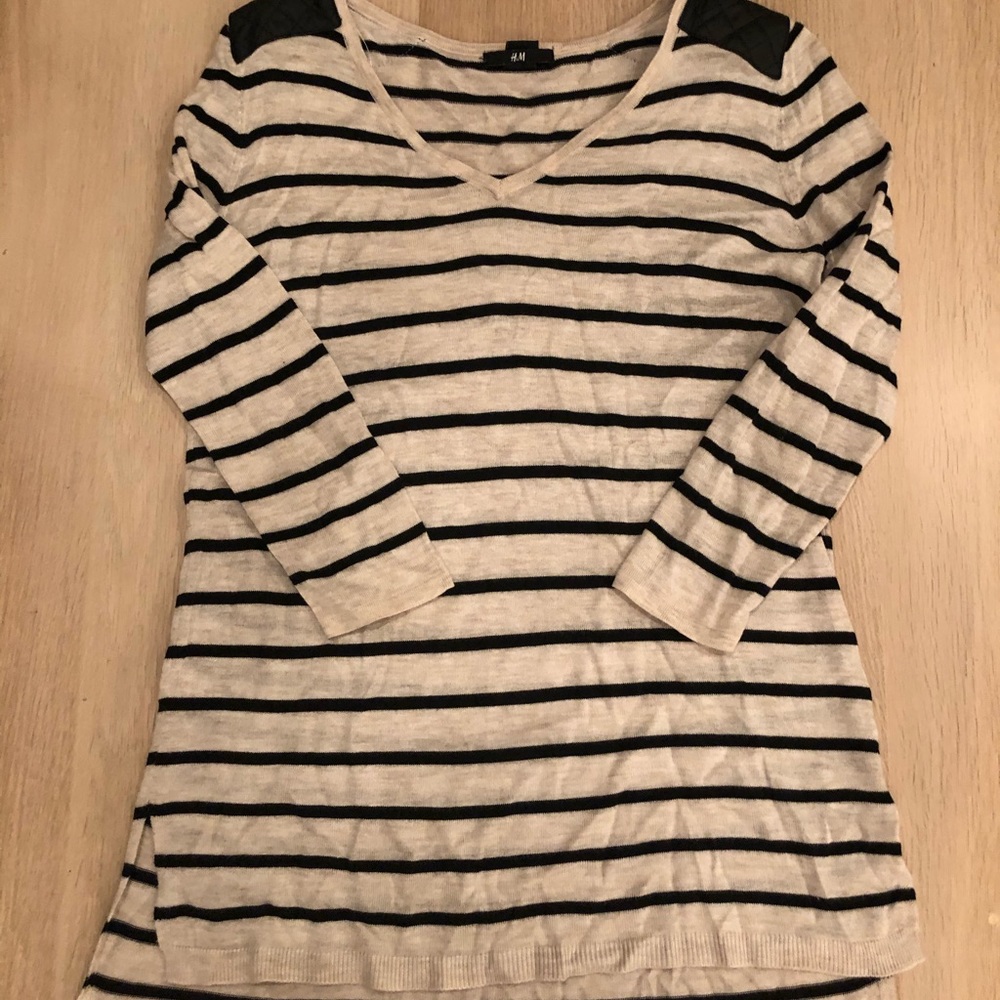 H&M knit pullover with shoulder detail